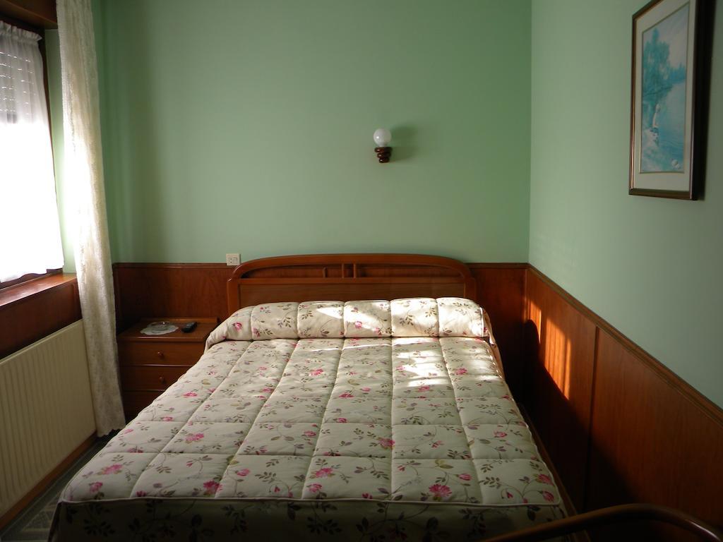 Hotel Solymar Bricia Room photo